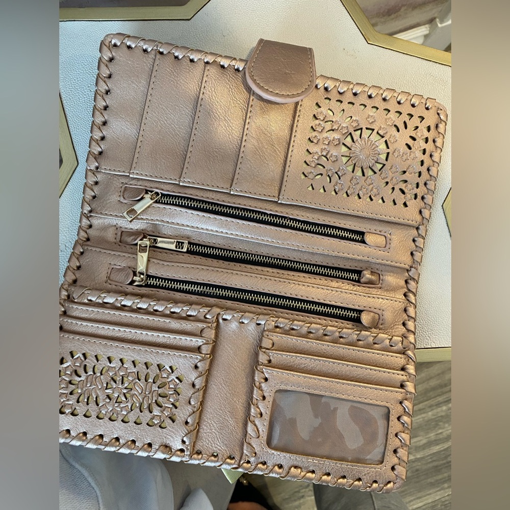 Cleobella Blush Pink Laser-Cut Leather Wristlet Clutch - Picture 2 of 2